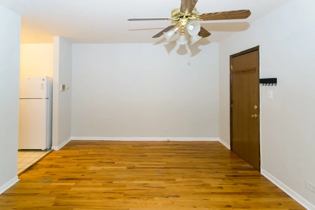 821 W Cornelia Ave, ,  60657, USA 60657-unit#215-Chicago-IL