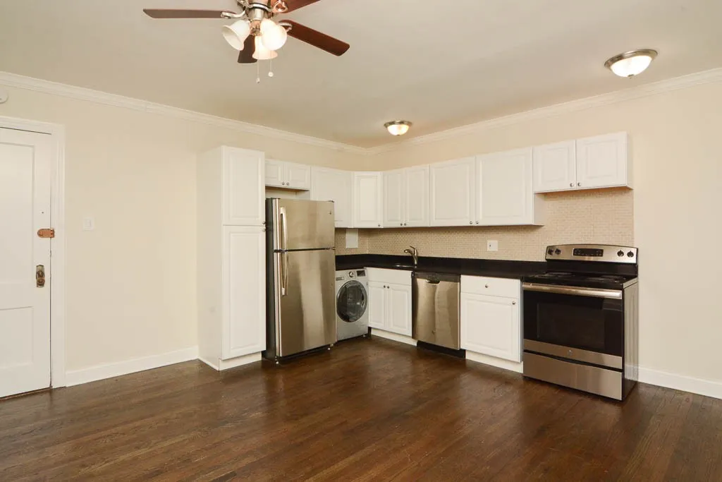 3345 N Marshfield Ave, , 60657, USA 60657-unit#209-Chicago-IL