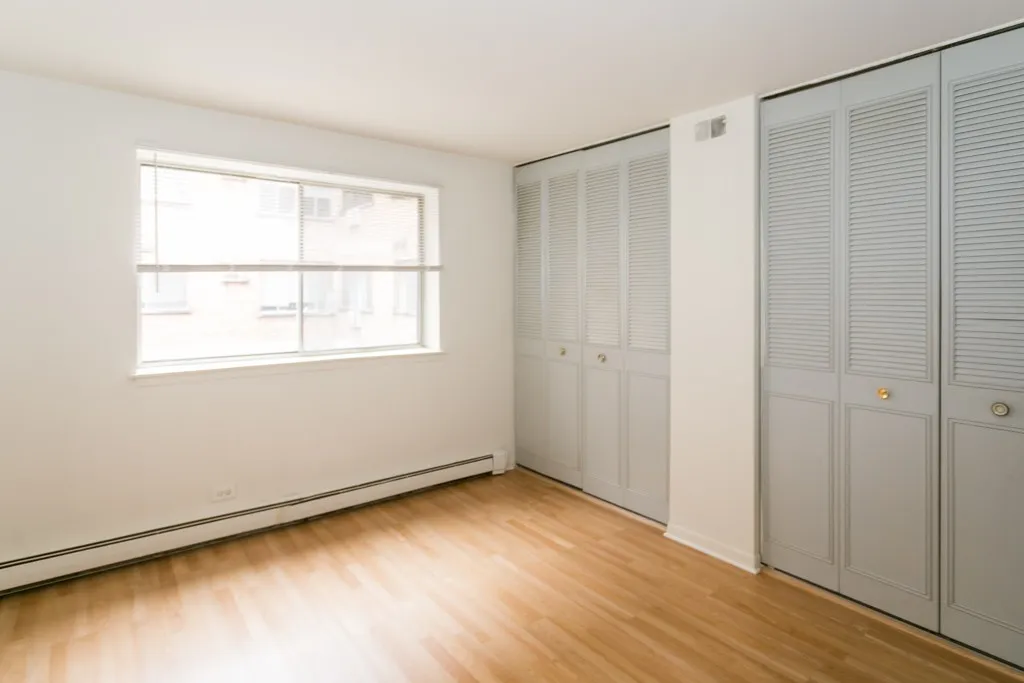 530 W Aldine Ave, ,  60657, USA 60657-unit#209-Chicago-IL