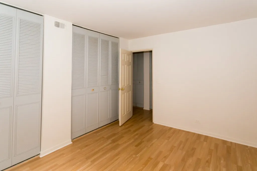 530 W Aldine Ave, ,  60657, USA 60657-unit#209-Chicago-IL