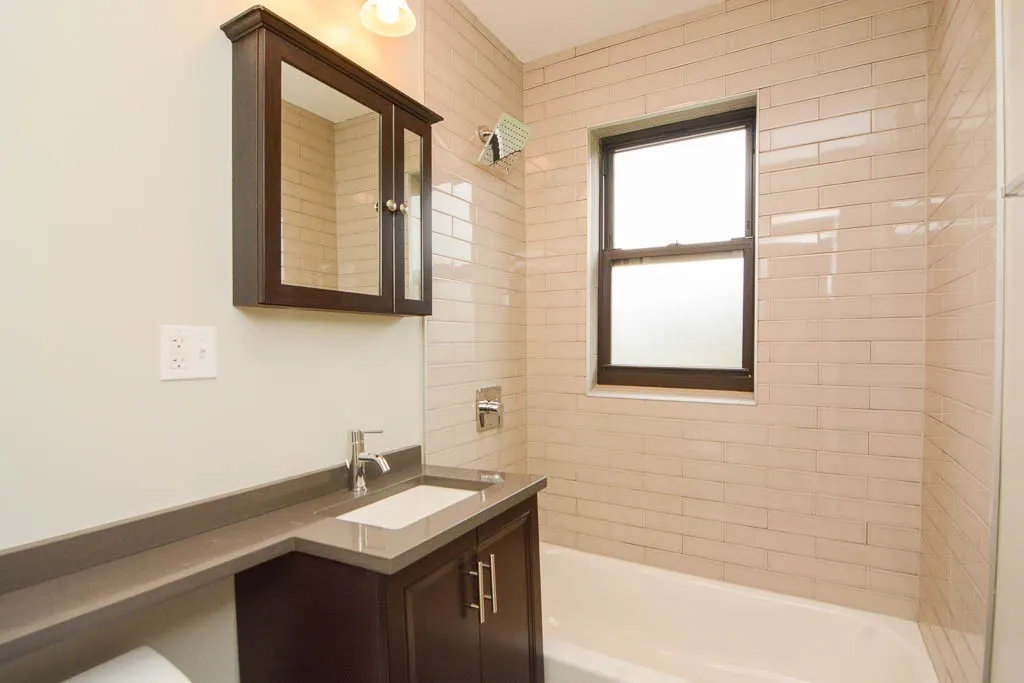 4546 N Damen Ave, , 60625, USA 60625-unit#411-Chicago-IL