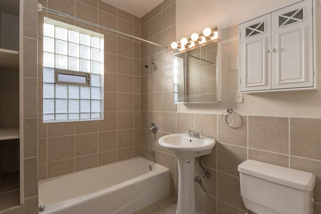 1440 W Addison St, , 60613, USA 60613-unit#2-Chicago-IL