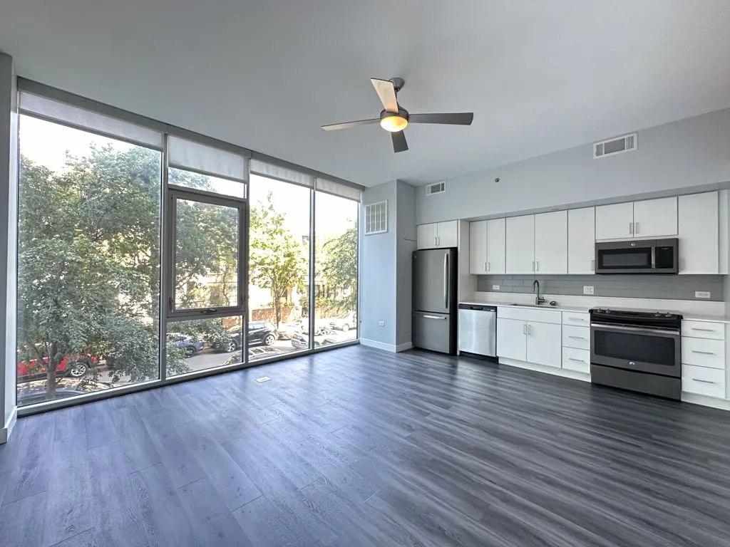 4334 N Hazel St, ,  60613, USA 60613-unit#209-Chicago-IL