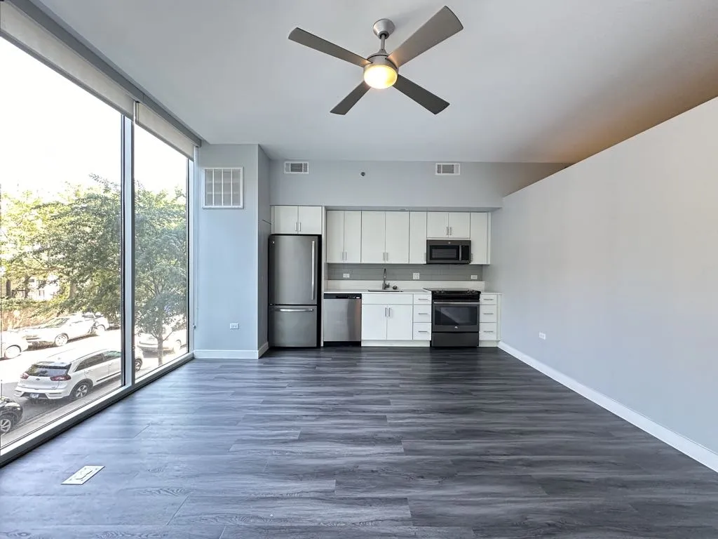 4334 N Hazel St, ,  60613, USA 60613-unit#209-Chicago-IL