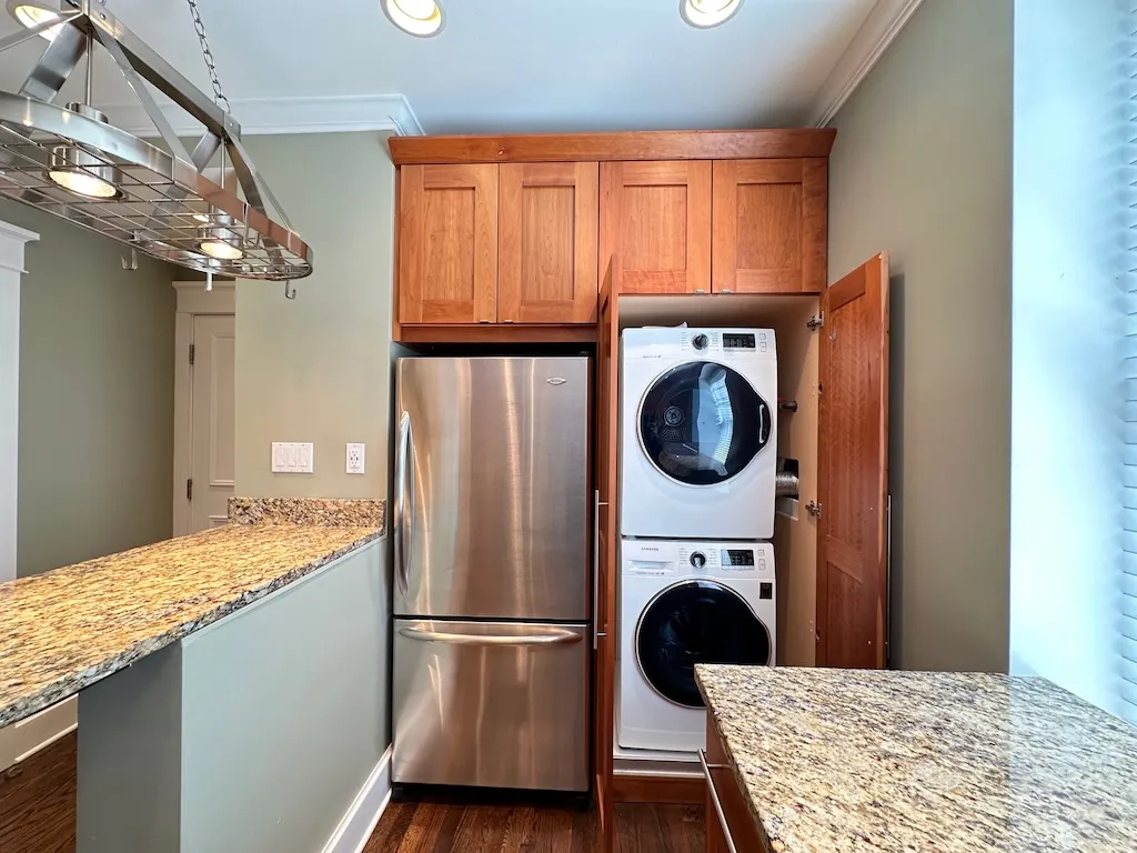 3614 N Bosworth Ave, ,  60613, USA 60613-unit#1R-Chicago-IL