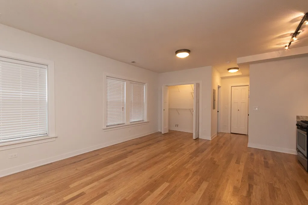 2203 W Eastwood Ave, , 60625, USA 60625-unit#2NE-Chicago-IL