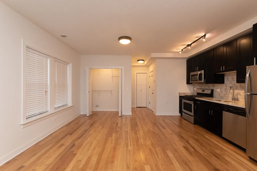 2203 W Eastwood Ave, , 60625, USA 60625-unit#2NE-Chicago-IL