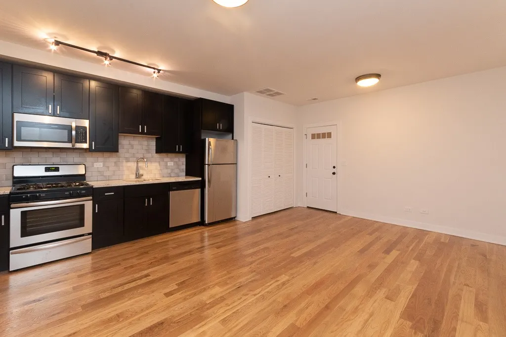 2203 W Eastwood Ave, , 60625, USA 60625-unit#2NE-Chicago-IL
