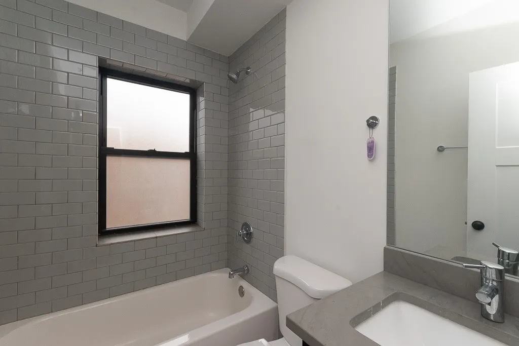 2203 W Eastwood Ave, , 60625, USA 60625-unit#2NE-Chicago-IL