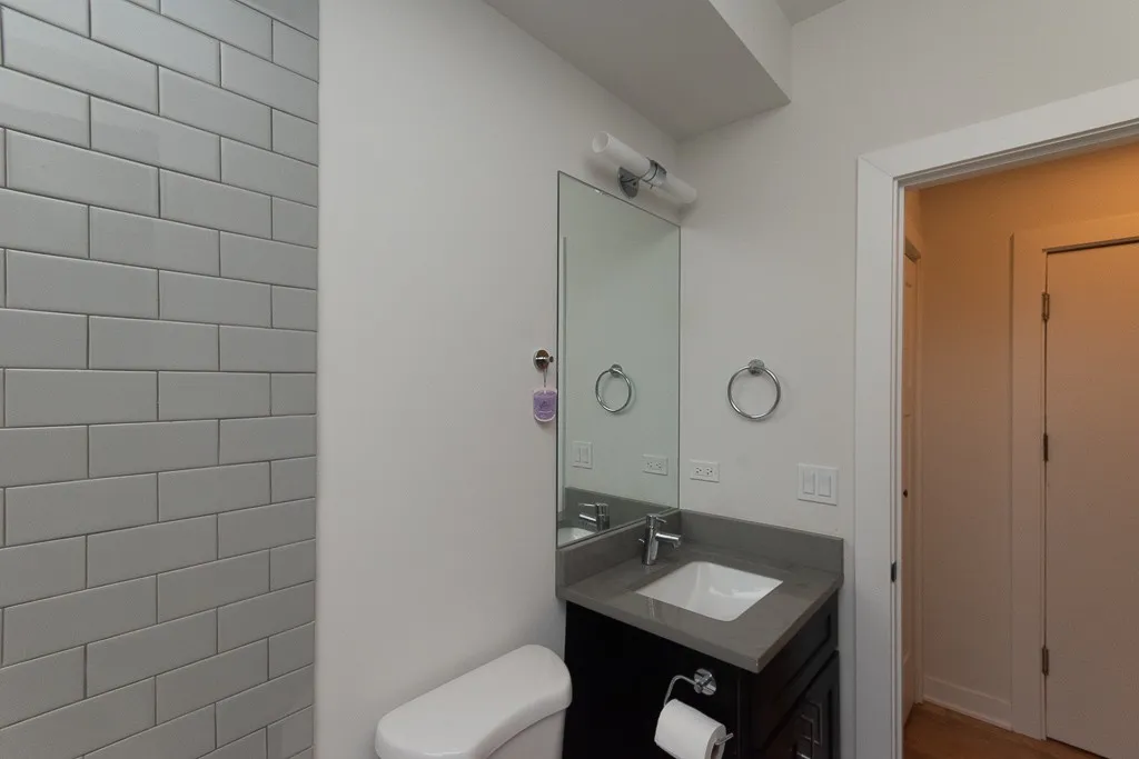 2203 W Eastwood Ave, , 60625, USA 60625-unit#2NE-Chicago-IL