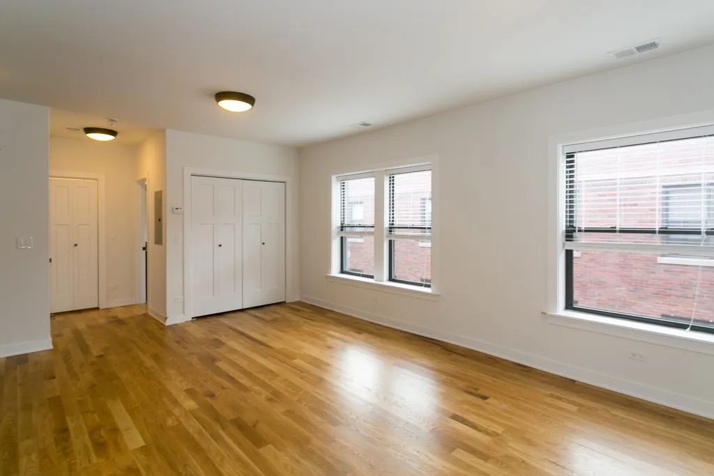 2203 W Eastwood Ave, , 60625, USA 60625-unit#3NW-Chicago-IL
