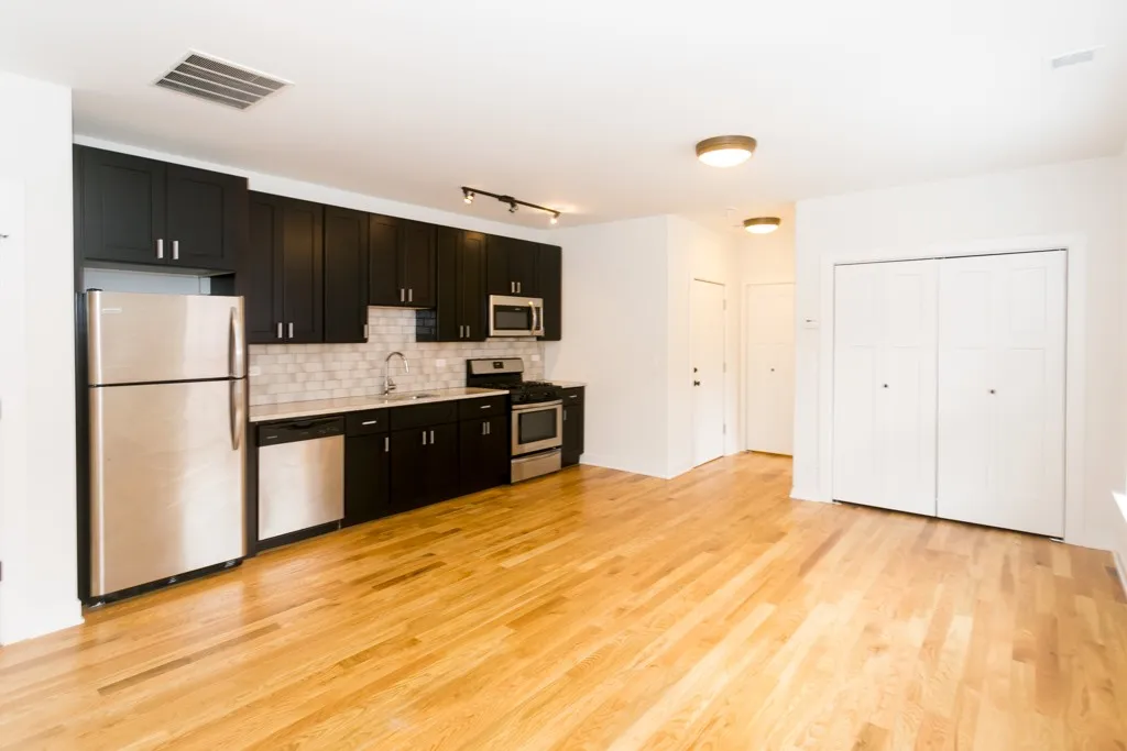 2203 W Eastwood Ave, , 60625, USA 60625-unit#3NW-Chicago-IL