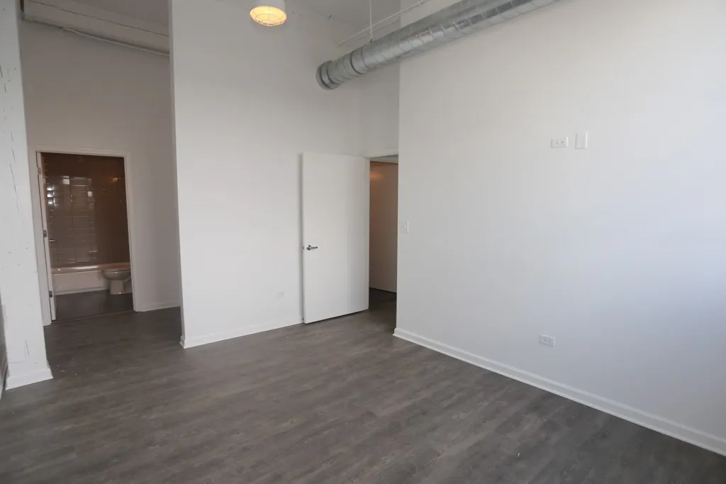 932 W Dakin St, ,  60613, USA 60613-unit#201-Chicago-IL