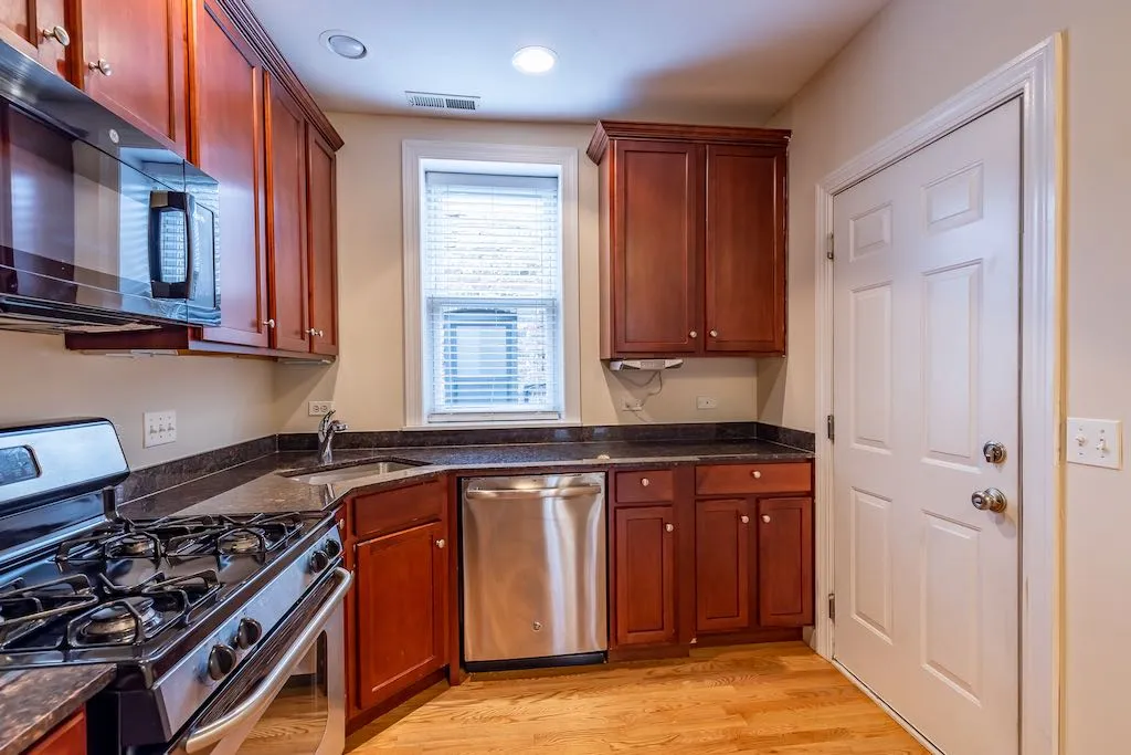 3254 N Clifton Ave, , 60657, USA 60657-unit#3W-Chicago-IL