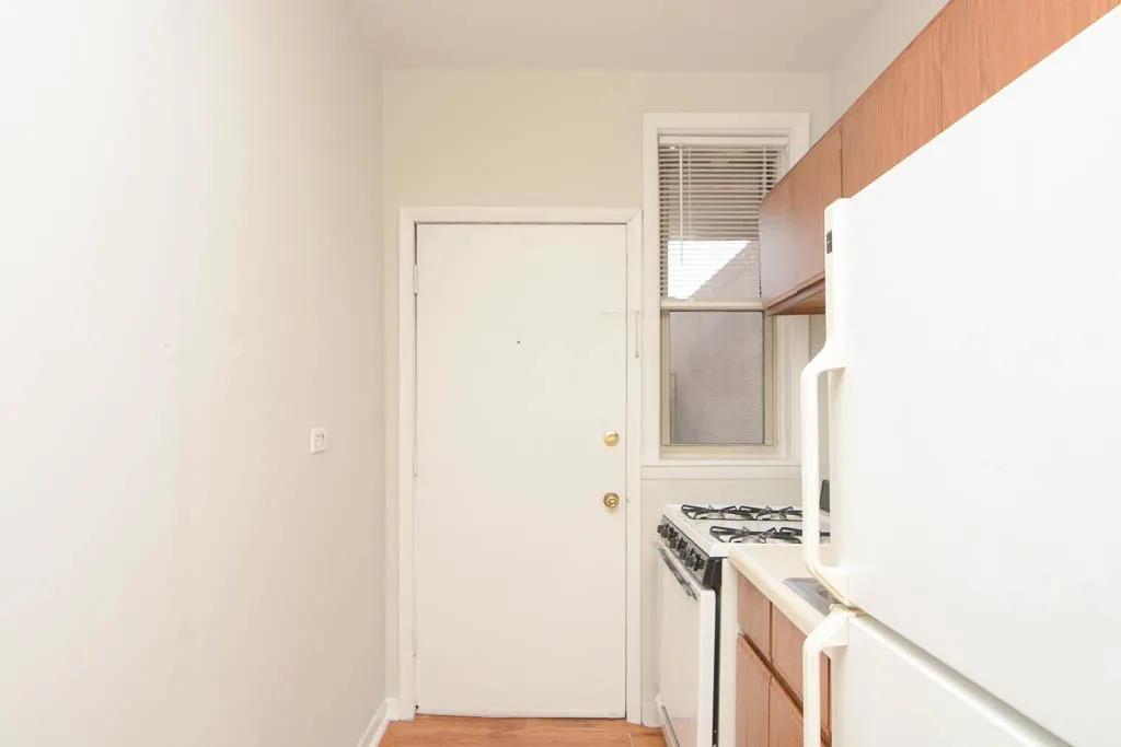 622 W Barry Ave, ,  60657, USA 60657-unit#3S-Chicago-IL