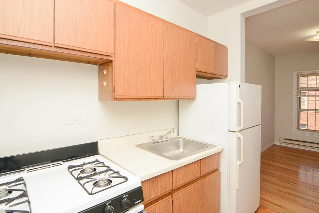 622 W Barry Ave, ,  60657, USA 60657-unit#3S-Chicago-IL