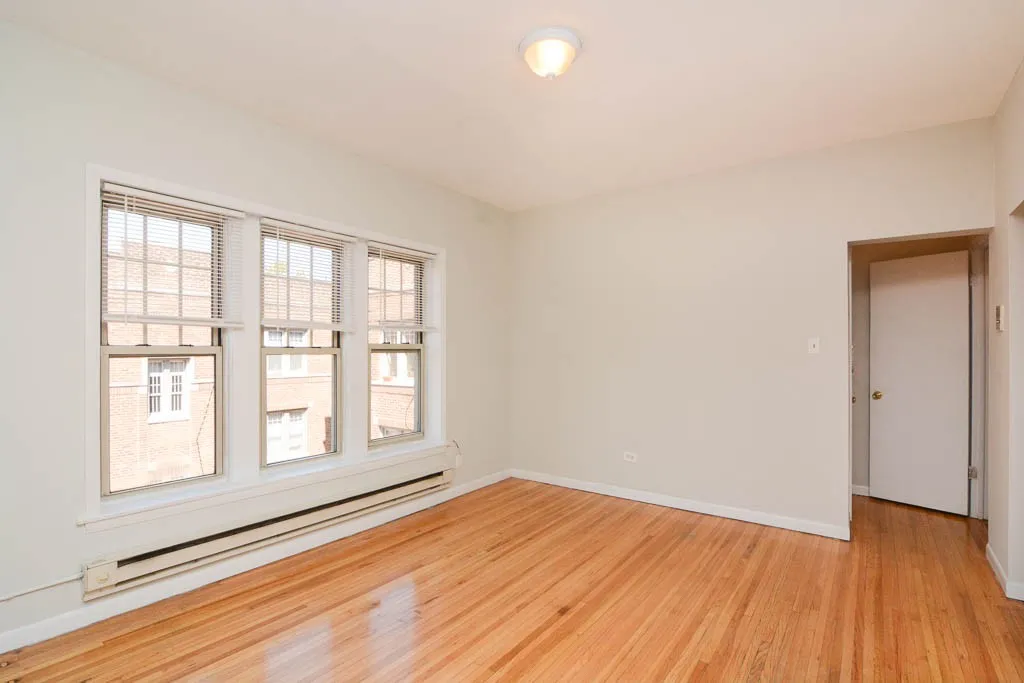 622 W Barry Ave, ,  60657, USA 60657-unit#3S-Chicago-IL