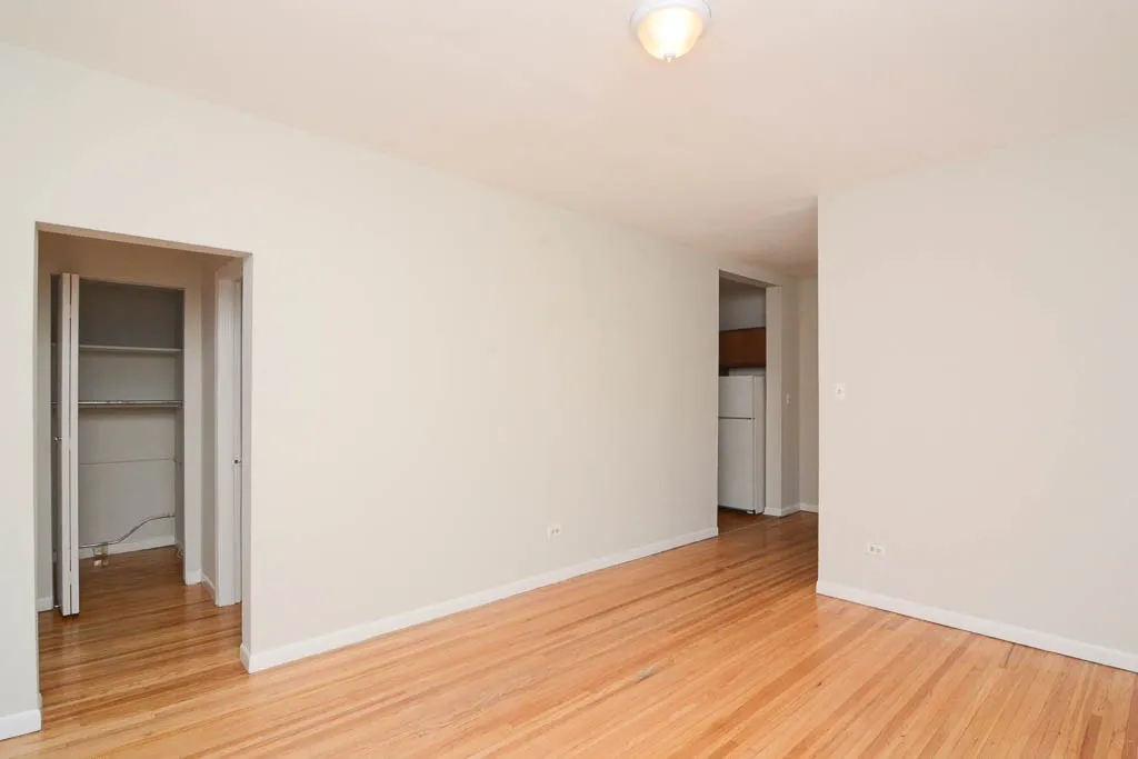 622 W Barry Ave, ,  60657, USA 60657-unit#3S-Chicago-IL