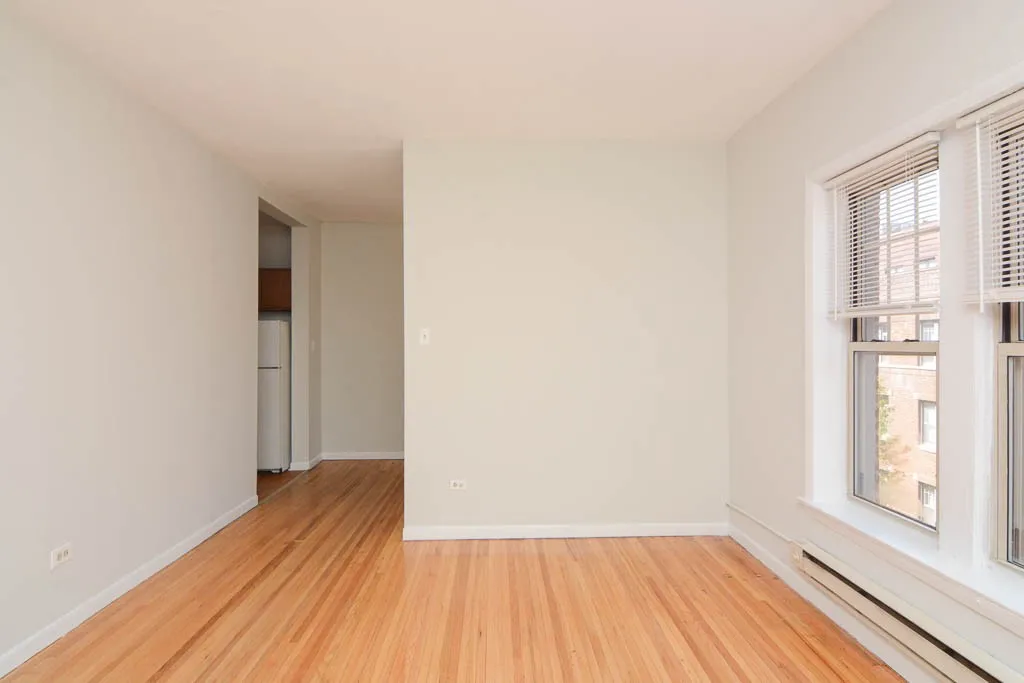 622 W Barry Ave, ,  60657, USA 60657-unit#3S-Chicago-IL