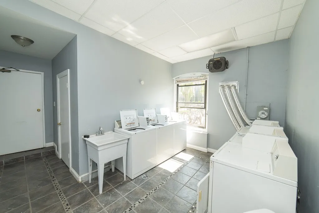 622 W Barry Ave, ,  60657, USA 60657-unit#3S-Chicago-IL