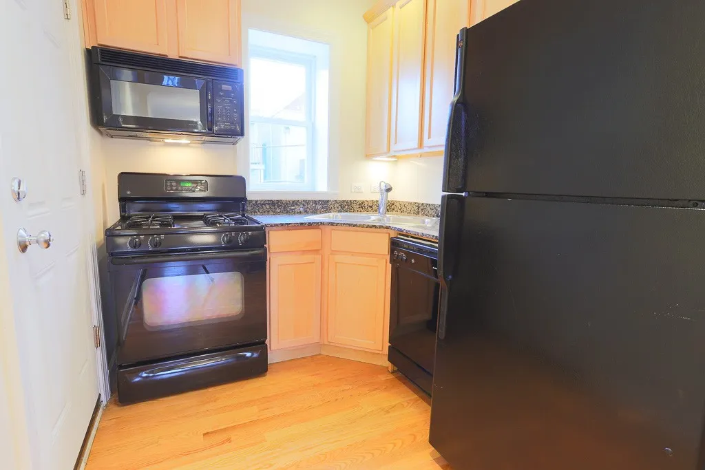3250 N Clifton Ave, , 60657, USA 60657-unit#2N-Chicago-IL