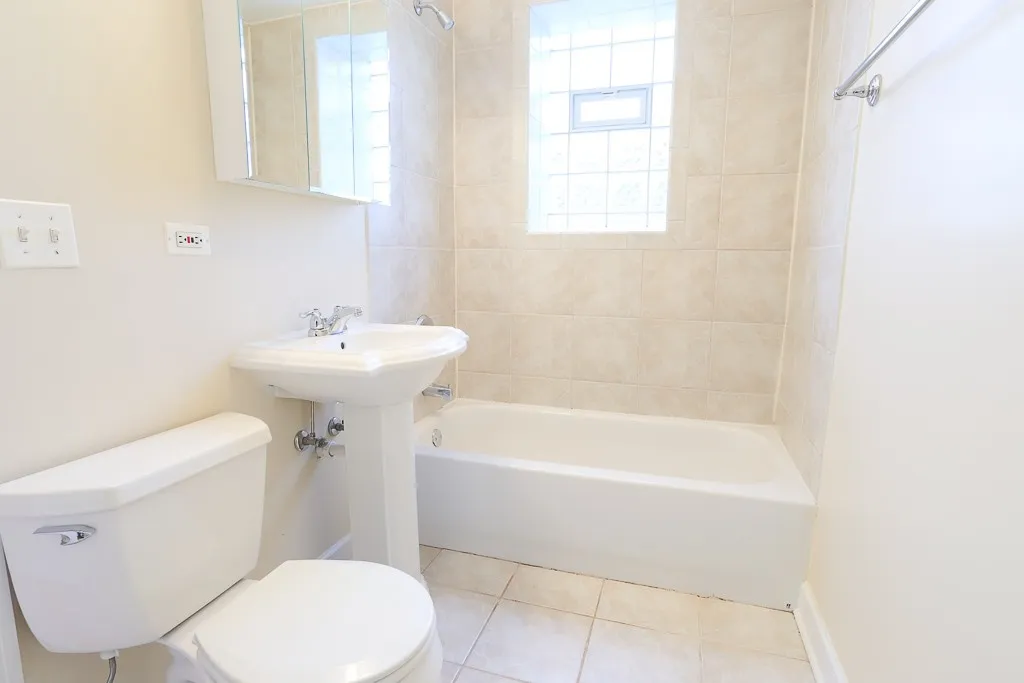3250 N Clifton Ave, , 60657, USA 60657-unit#2N-Chicago-IL