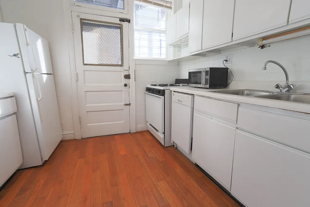 639 W Cornelia Ave, ,  60657, USA 60657-unit#3N-Chicago-IL