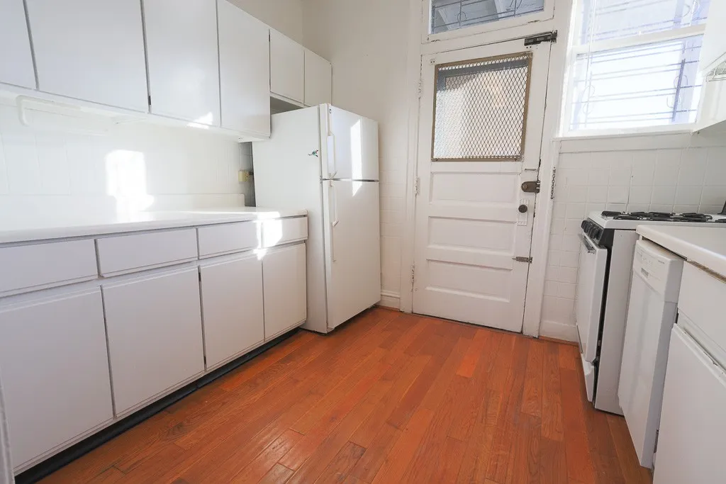 639 W Cornelia Ave, ,  60657, USA 60657-unit#3N-Chicago-IL