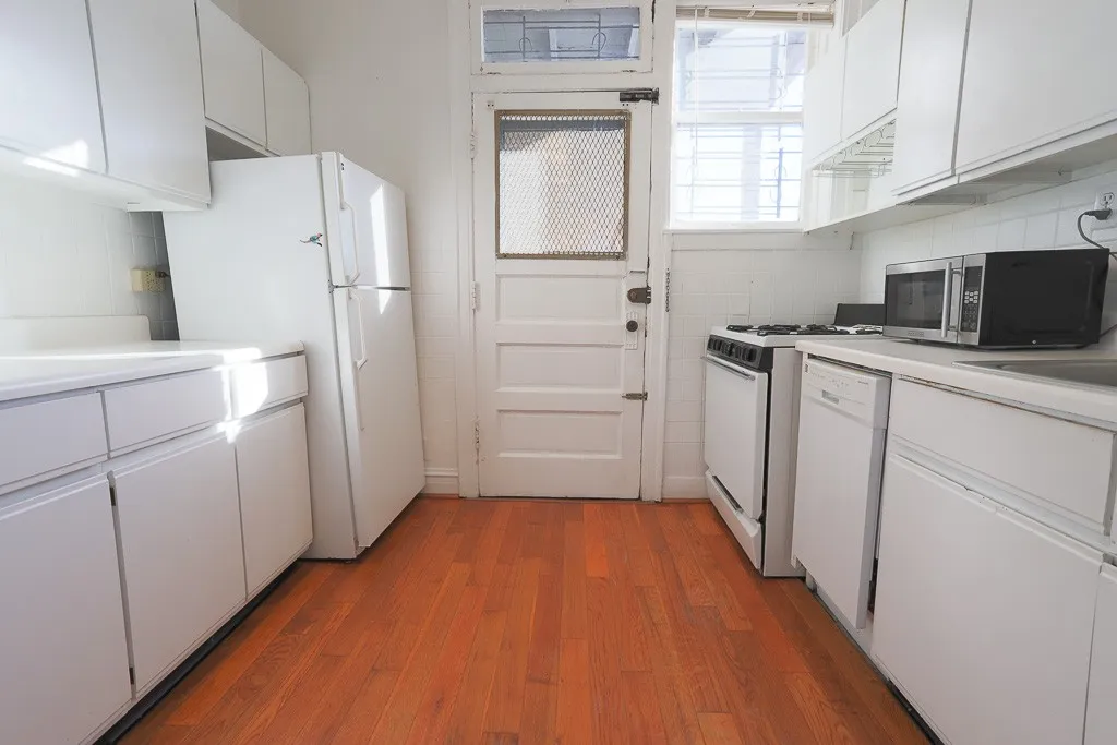 639 W Cornelia Ave, ,  60657, USA 60657-unit#3N-Chicago-IL