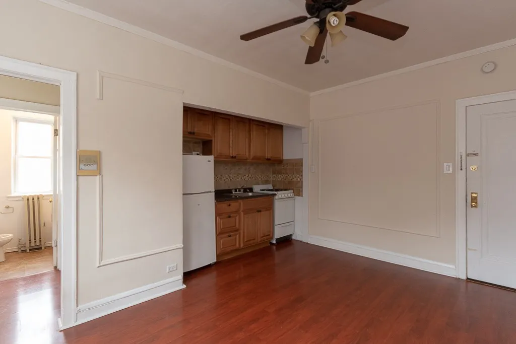 2827 N Burling St, ,  60657, USA 60657-unit#309-Chicago-IL