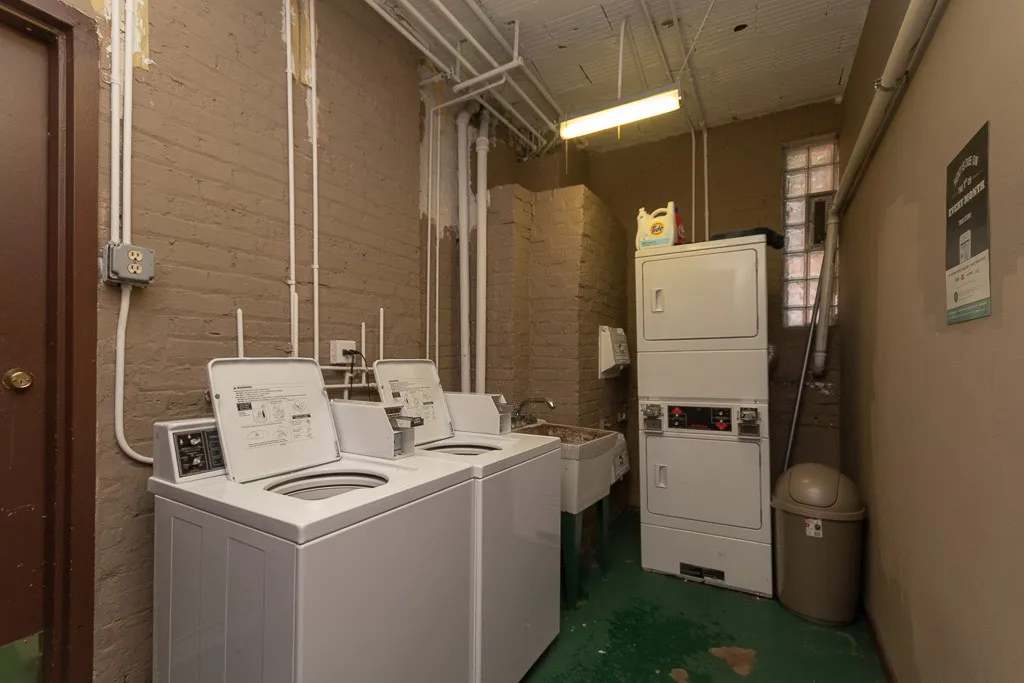 2827 N Burling St, ,  60657, USA 60657-unit#309-Chicago-IL