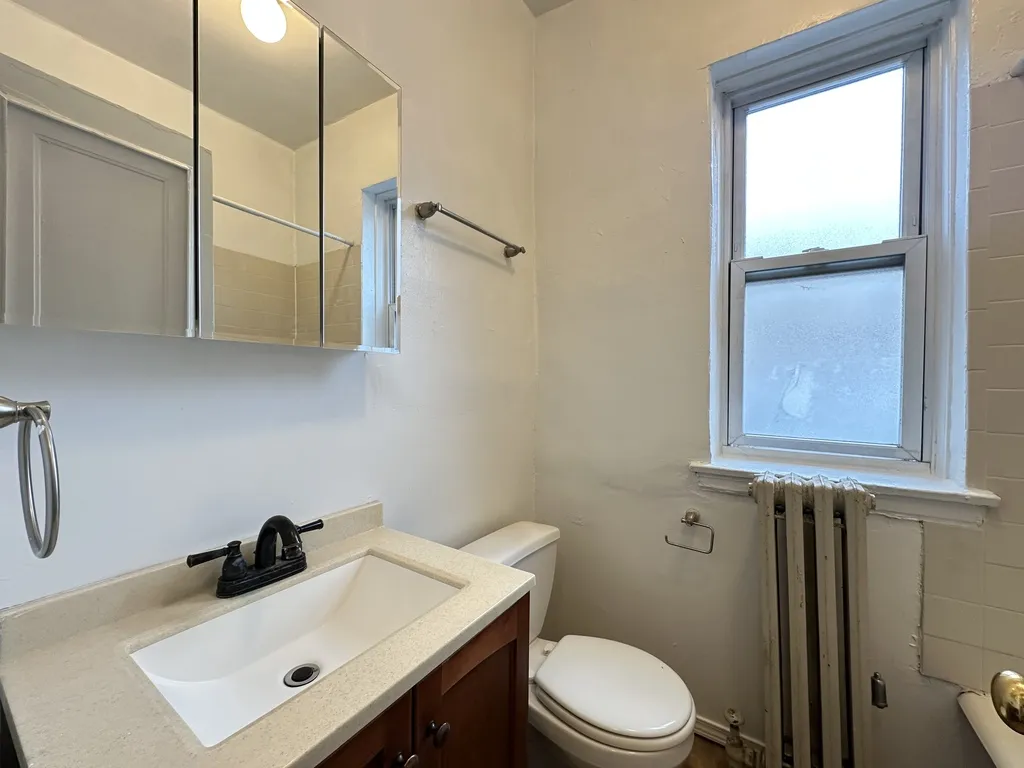 2827 N Burling St, ,  60657, USA 60657-unit#309-Chicago-IL