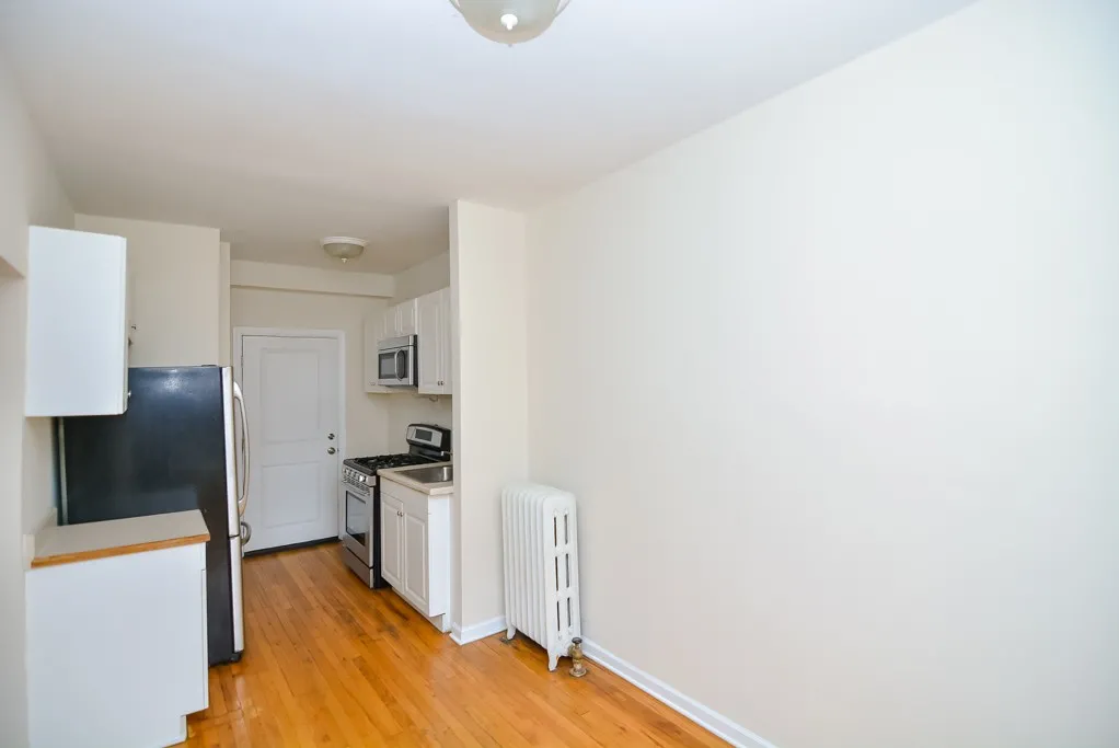 744 W Addison St, ,  60613, USA 60613-unit#3S-Chicago-IL