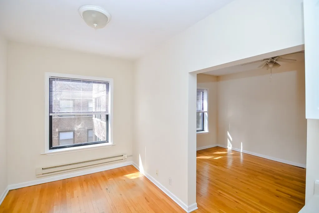 744 W Addison St, ,  60613, USA 60613-unit#3S-Chicago-IL