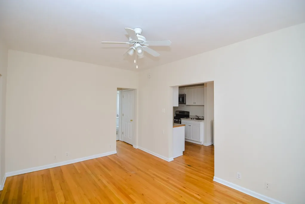 744 W Addison St, ,  60613, USA 60613-unit#3S-Chicago-IL