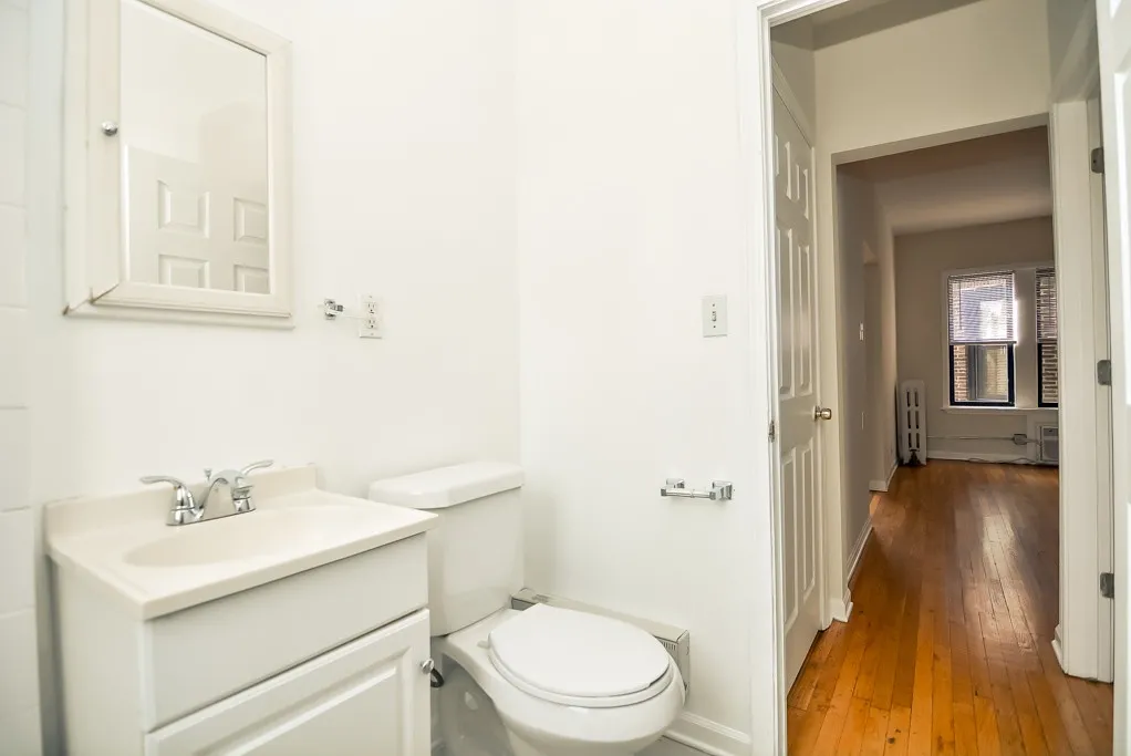 744 W Addison St, ,  60613, USA 60613-unit#3S-Chicago-IL