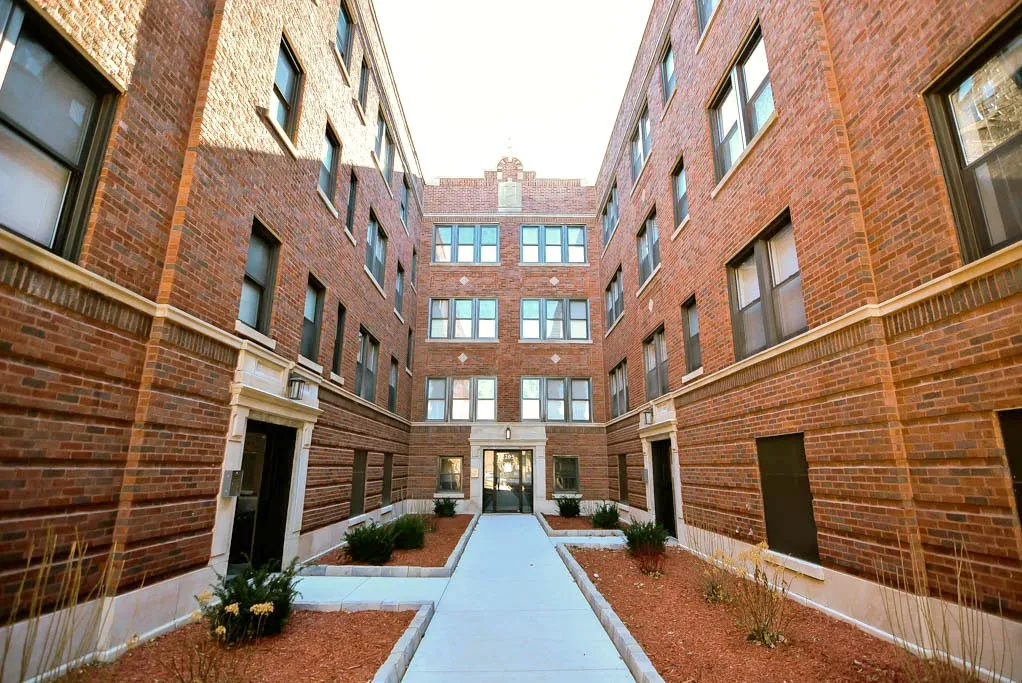 2207 W Eastwood Ave, , 60625, USA 60625-unit#2N-Chicago-IL