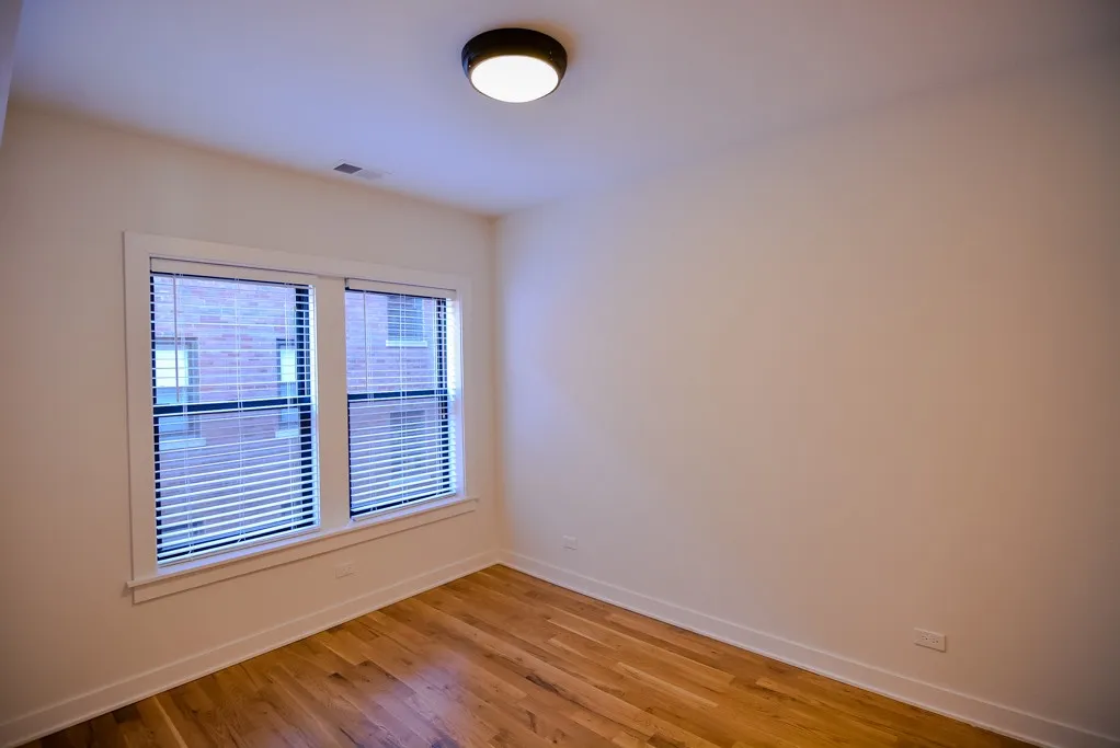 2207 W Eastwood Ave, ,  60625, USA 60625-unit#2N-Chicago-IL