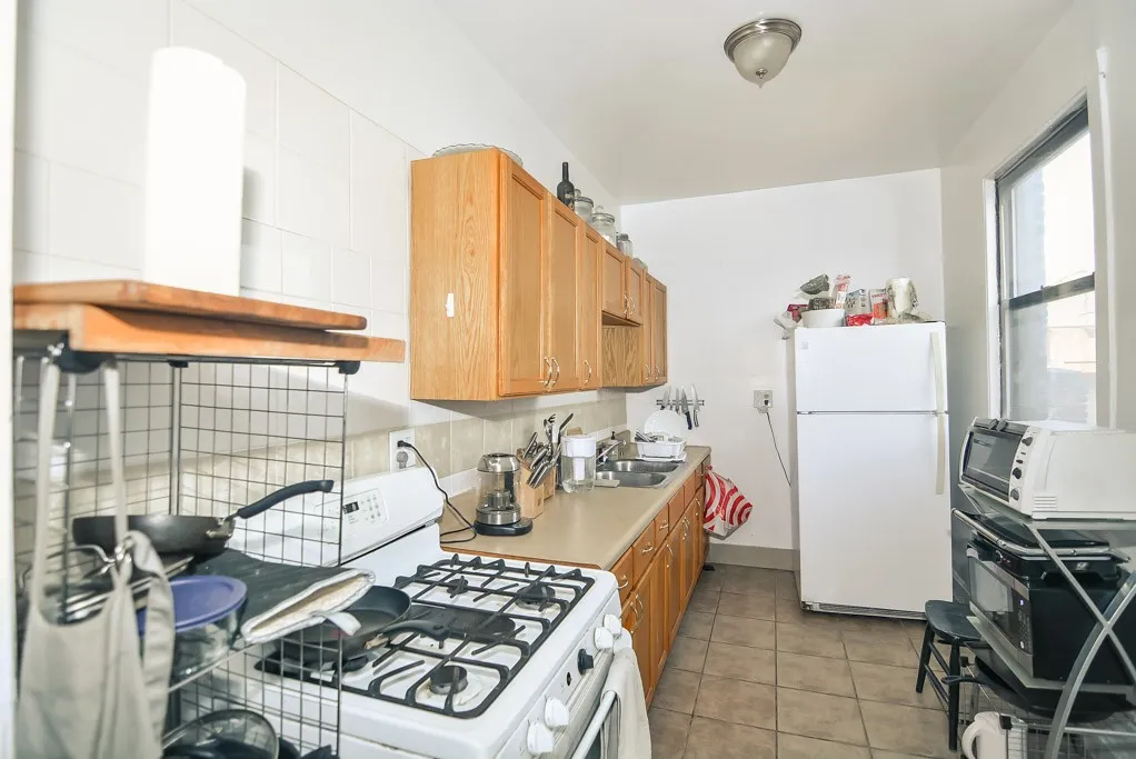 1670 W Pratt Blvd, , 60626, USA 60626-unit#2-Chicago-IL