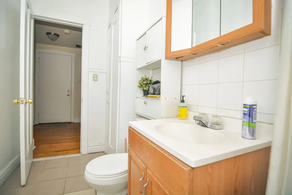 1670 W Pratt Blvd, , 60626, USA 60626-unit#2-Chicago-IL