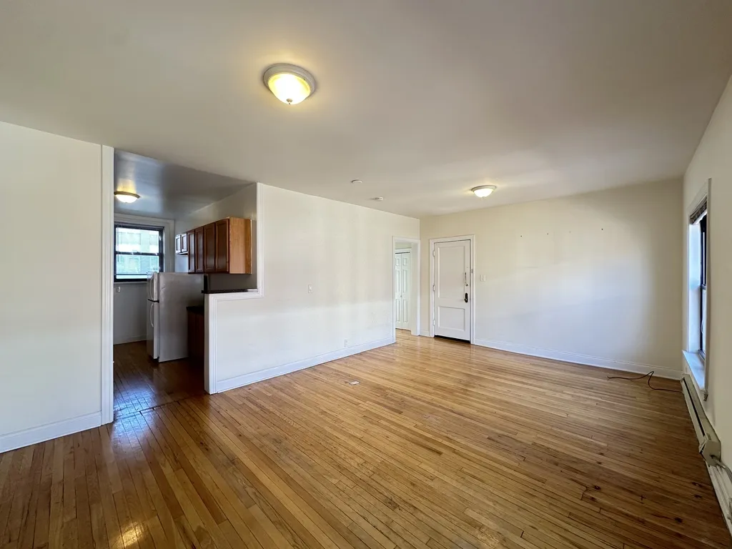 829 W Waveland Ave, , 60613, USA 60613-unit#2S-Chicago-IL