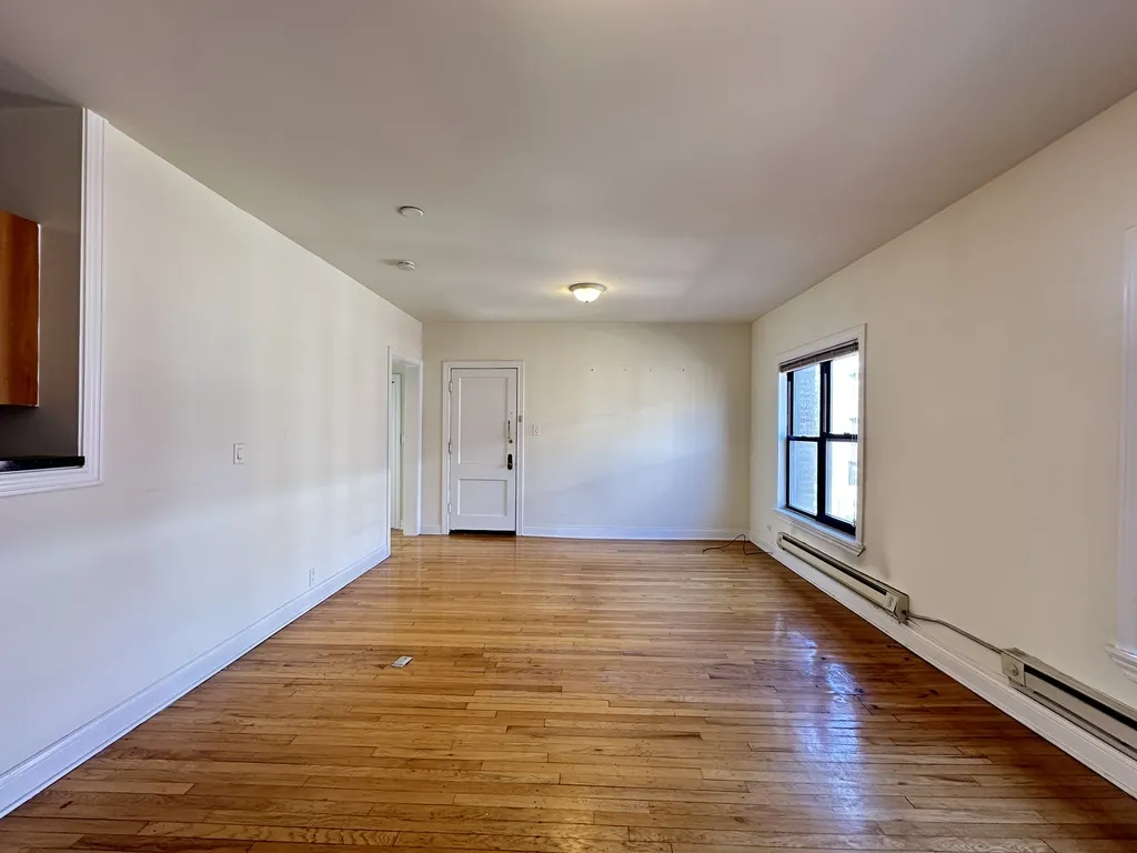 829 W Waveland Ave, , 60613, USA 60613-unit#2S-Chicago-IL