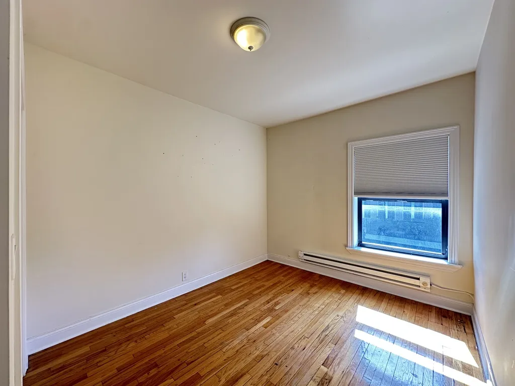 829 W Waveland Ave, , 60613, USA 60613-unit#2S-Chicago-IL