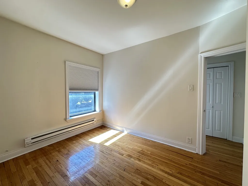 829 W Waveland Ave, , 60613, USA 60613-unit#2S-Chicago-IL