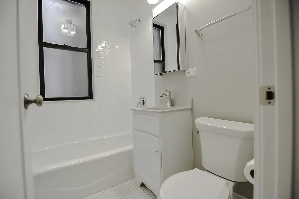 817 W Lakeside Pl, , 60640, USA 60640-unit#609-Chicago-IL