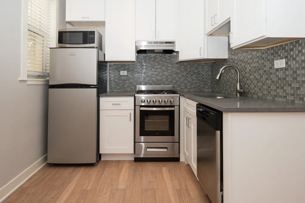 511 W Belmont Ave, , 60657, USA 60657-unit#44-Chicago-IL