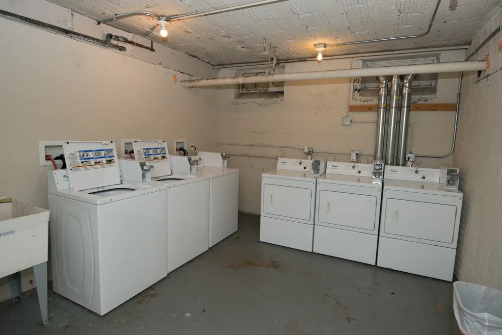 511 W Belmont Ave, , 60657, USA 60657-unit#44-Chicago-IL