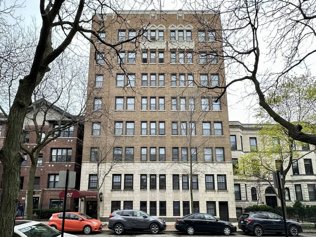 817 W Lakeside Pl, , 60640, USA 60640-unit#409-Chicago-IL