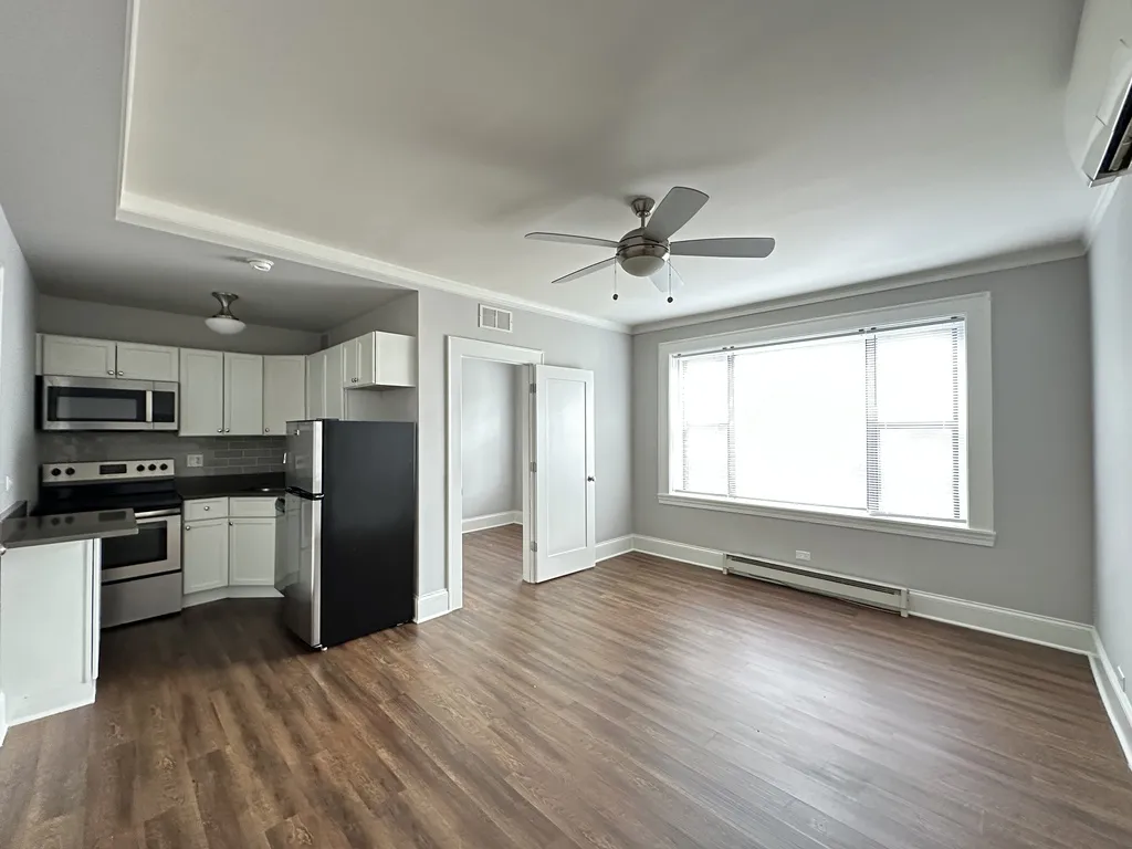 817 W Lakeside Pl, ,  60640, USA 60640-unit#409-Chicago-IL