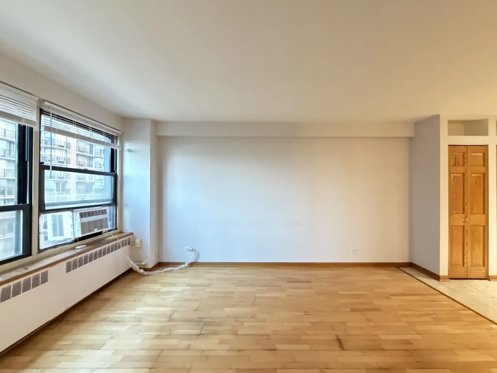 4180 N Marine Dr, , 60613, USA 60613-unit#1004-Chicago-IL